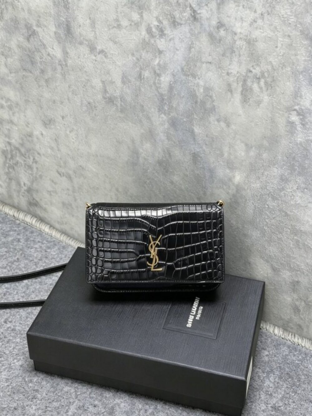 YSL KATE Medium Leather Shoulder Bag